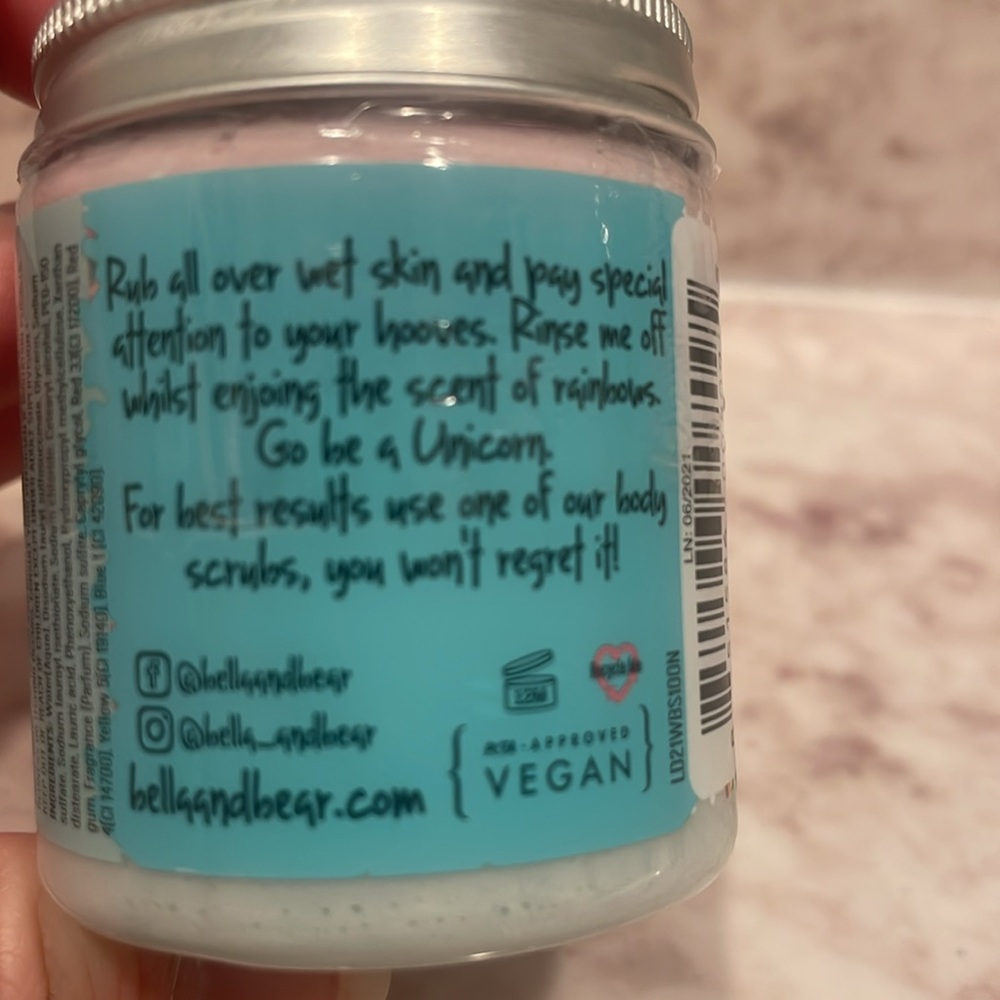 Unicorn Whipped shower/bath Soap moisturizing skincare - Picture 5 of 6